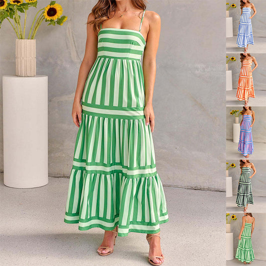 Robe longue à rayures avec poches.